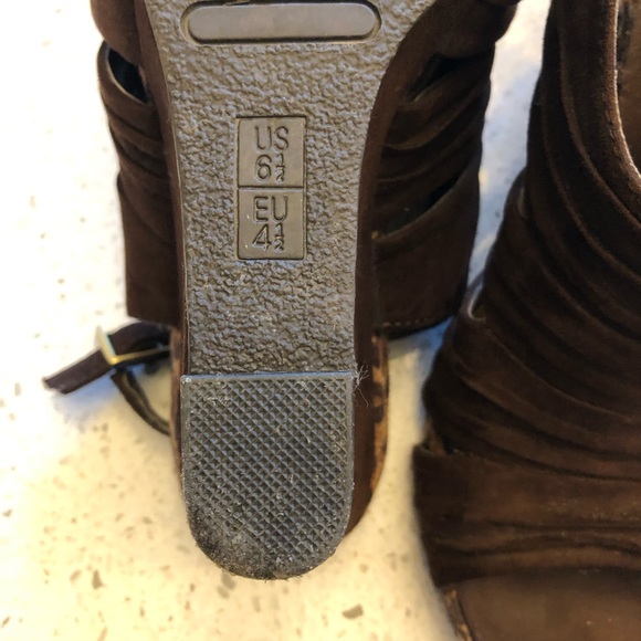 Beautiful naturalizer wedge sandals size 6.5 US - Picture 2 of 3